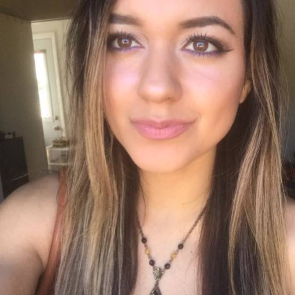 Meet your Posher, Danielle